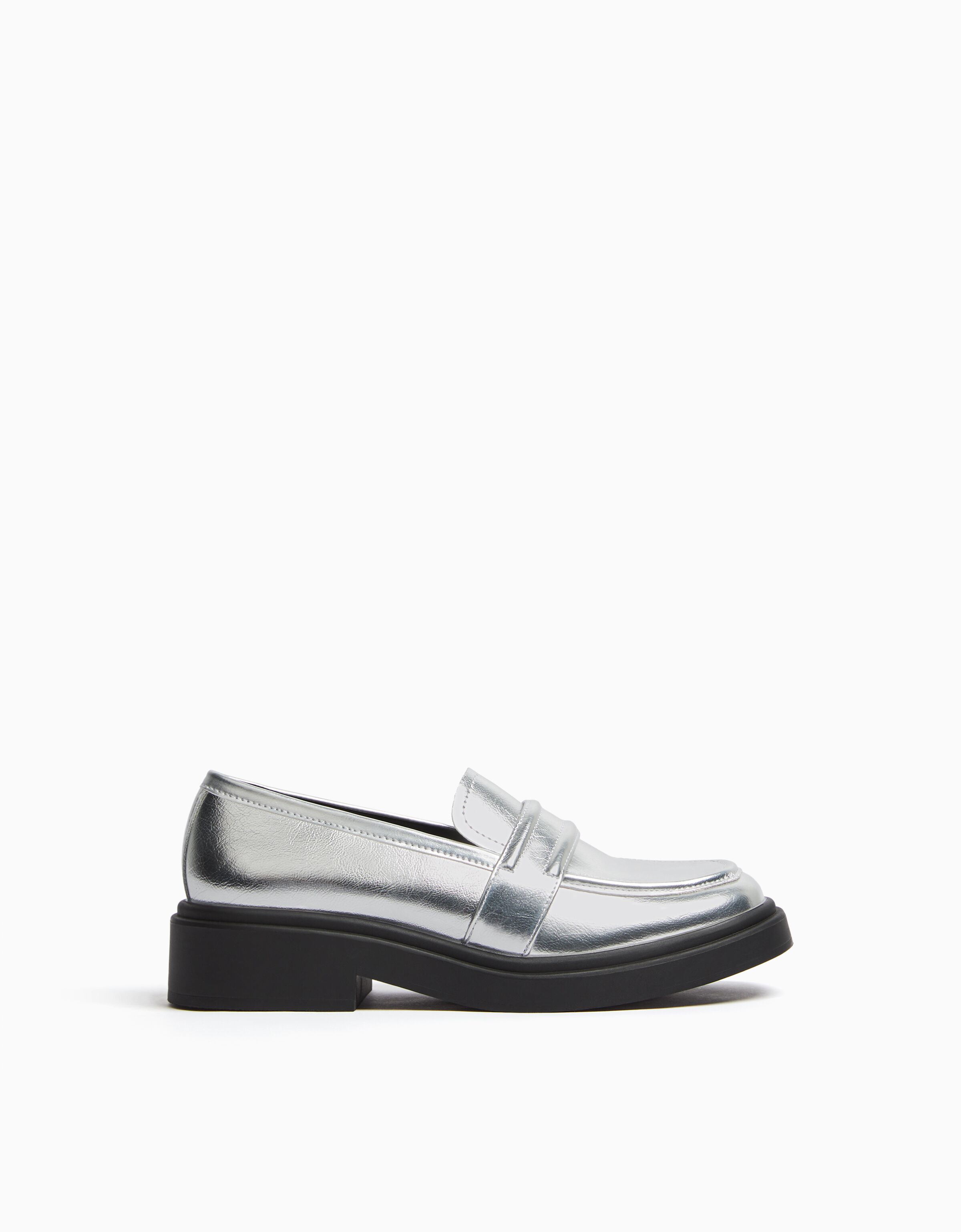Metallic loafer - Schoenen - Dames | Bershka