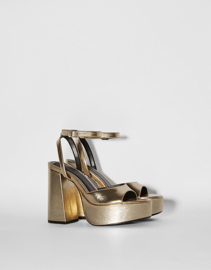Metallic heeled sandals - all Women | Bershka