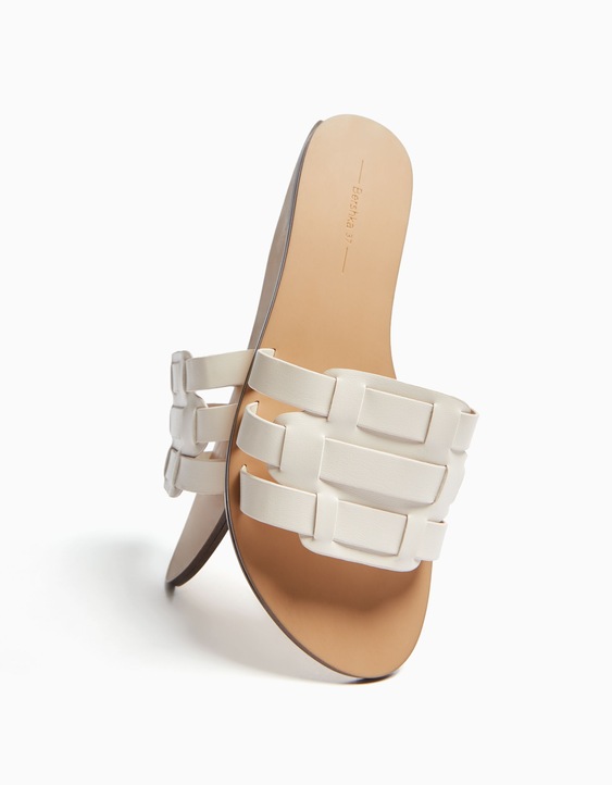 Platte sandaal met bandjes - Schoenen - | Bershka