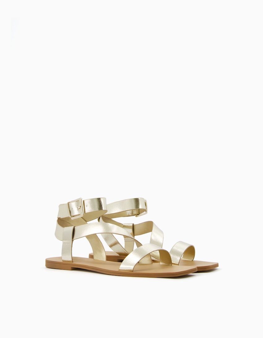 Metallic strap flat slider sandals - Women | Bershka