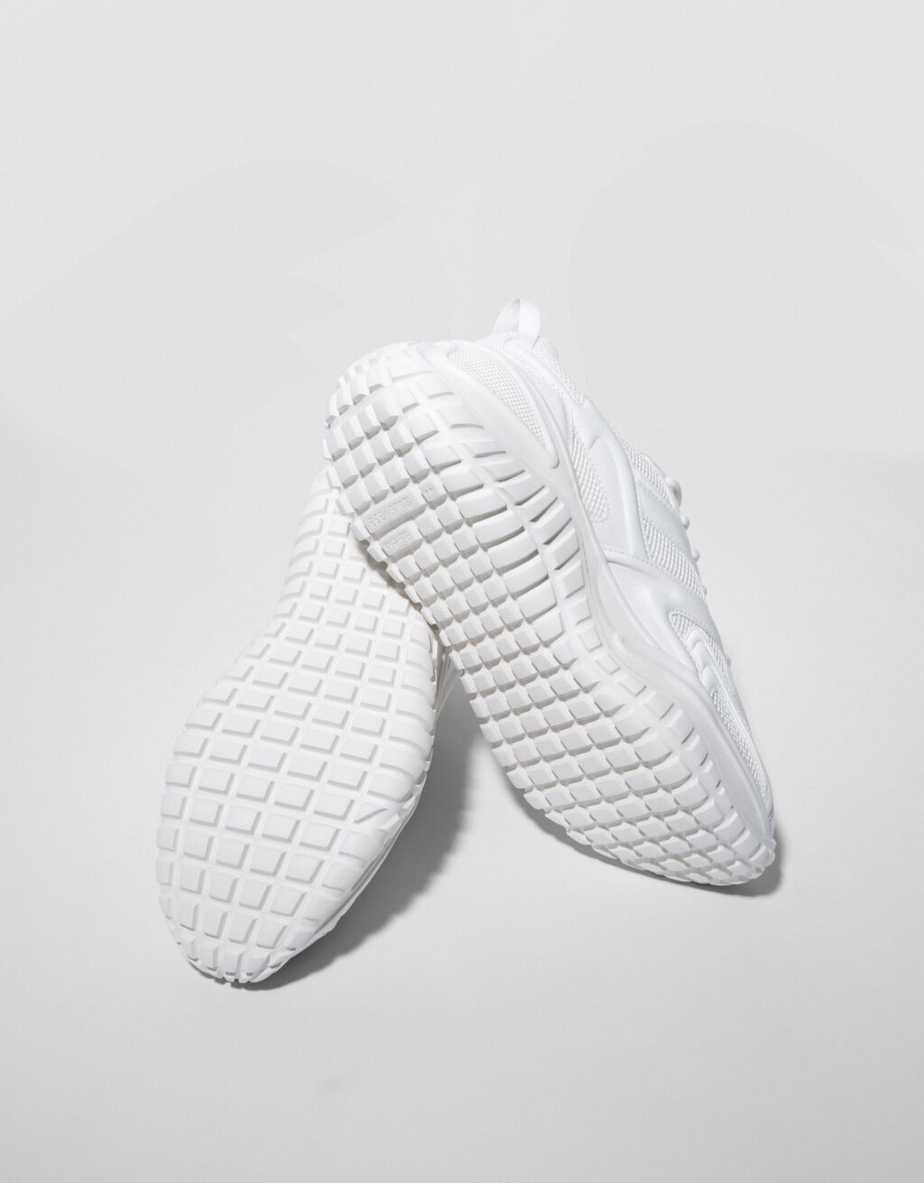 Men’s studded sole trainers Man Bershka