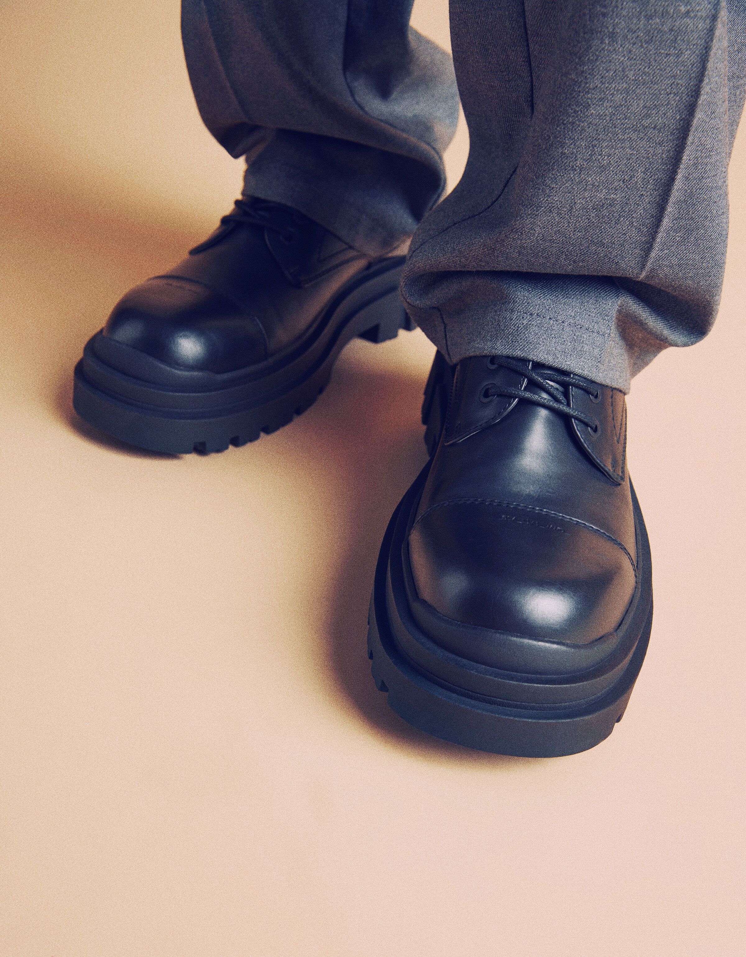 Schoenen voor Heren | Nieuwe Collectie | Bershka