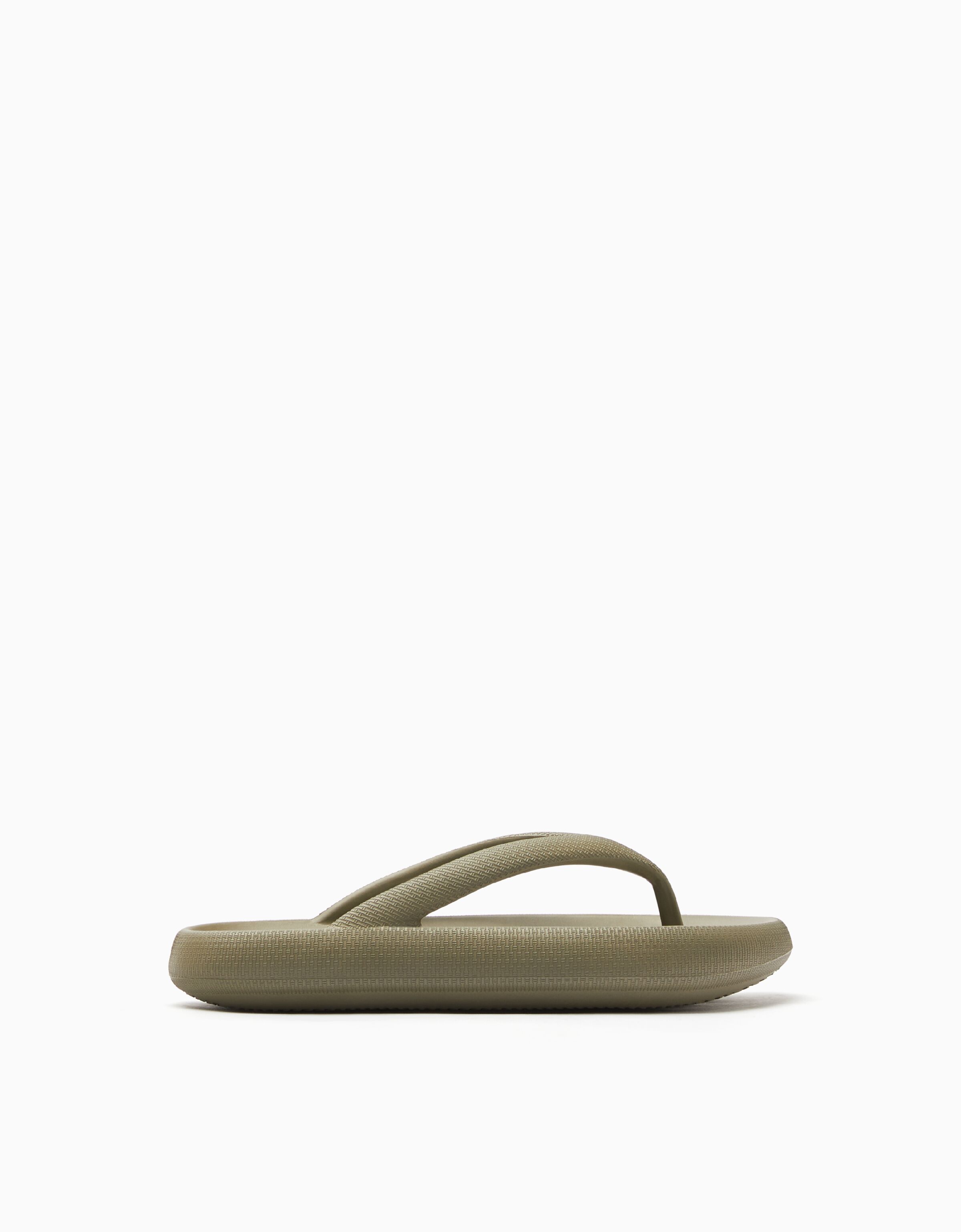 Sandalen voor Heren | Nieuwe Collectie | Bershka