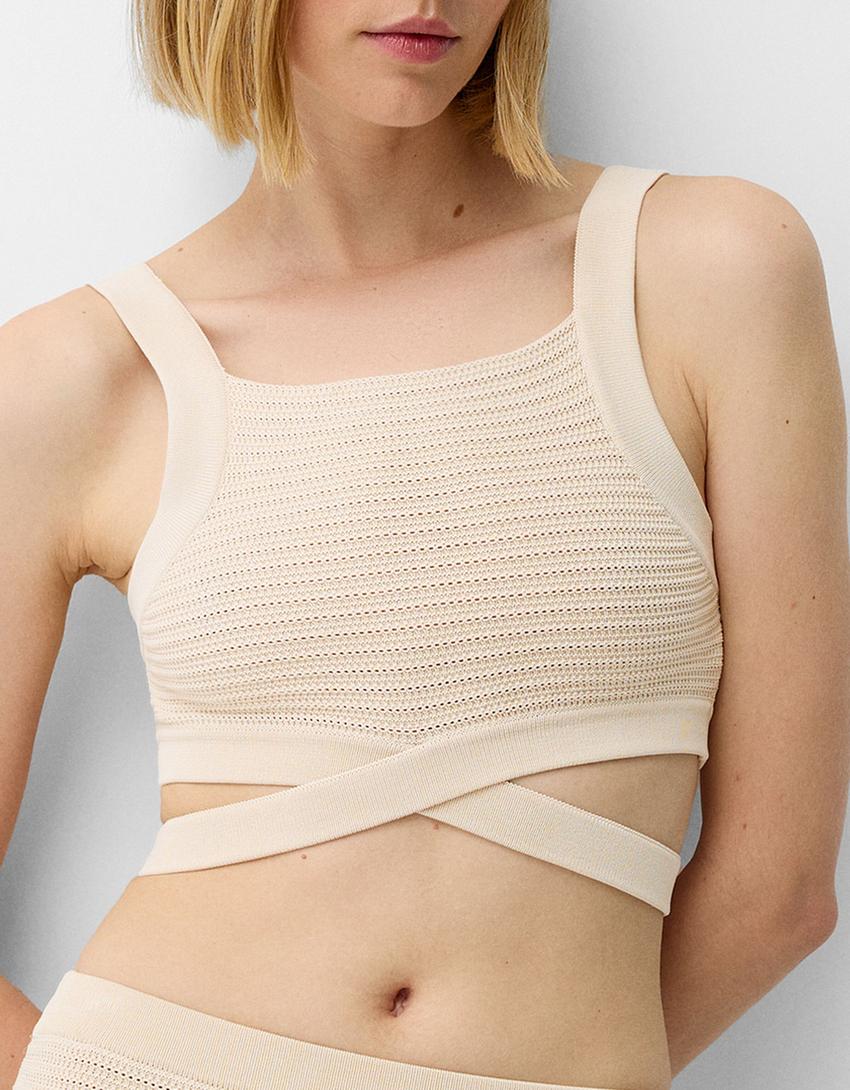 Conxunto top e saia cut out-Area-3