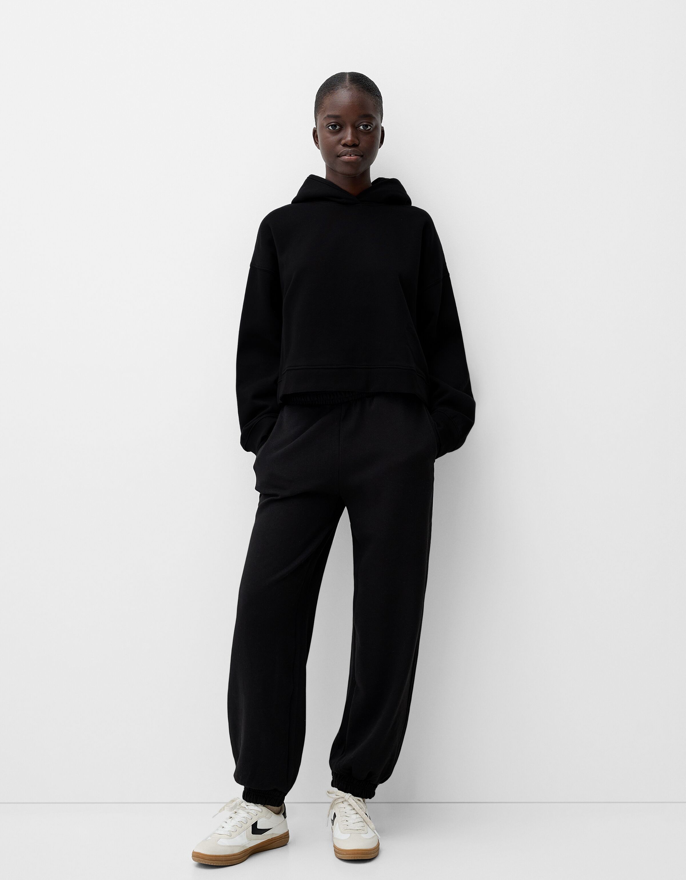 Sweatshirt trousers set clearance