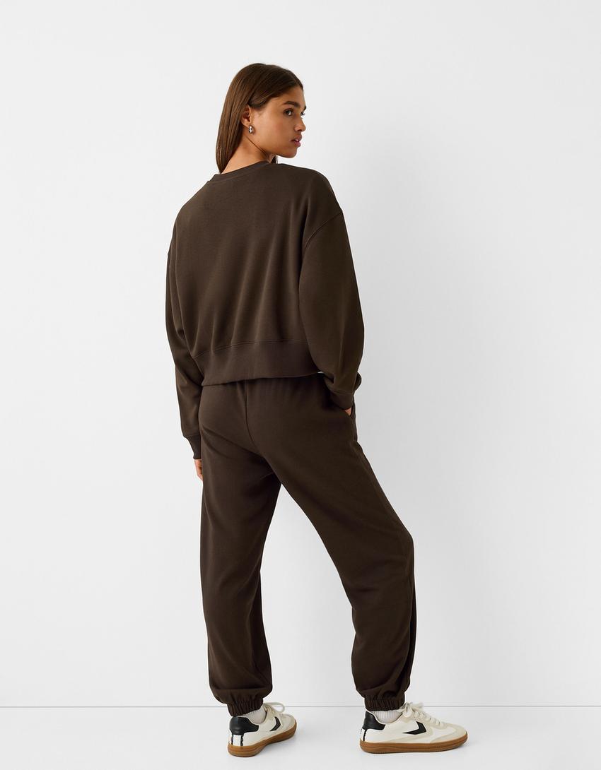 Conjunto de sweatshirt e calças de felpa-Marrom-2