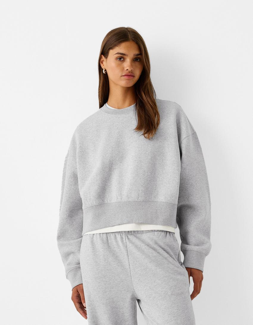 طقم سروال وسويت شيرت بلش-رمادي-1