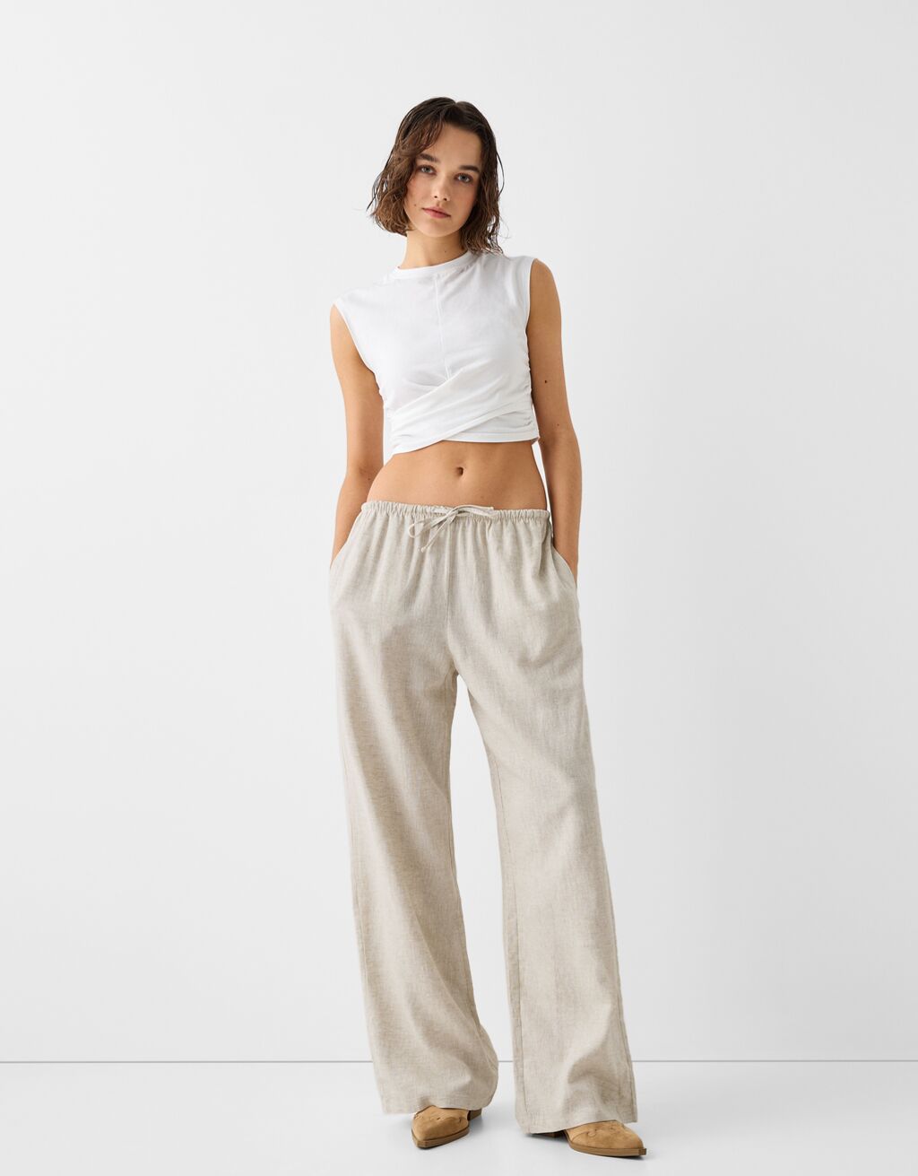 Straight-leg trousers with linen and an elastic waist-Cream-0