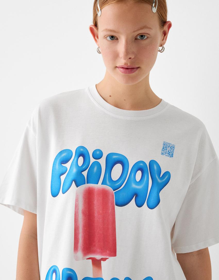 T-shirt Bershka Wearable Art oversize fit com estampado-Gelo-3