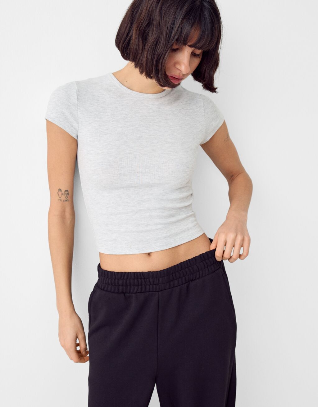 Kısa kollu bisiklet yaka t-shirt-Gri-0