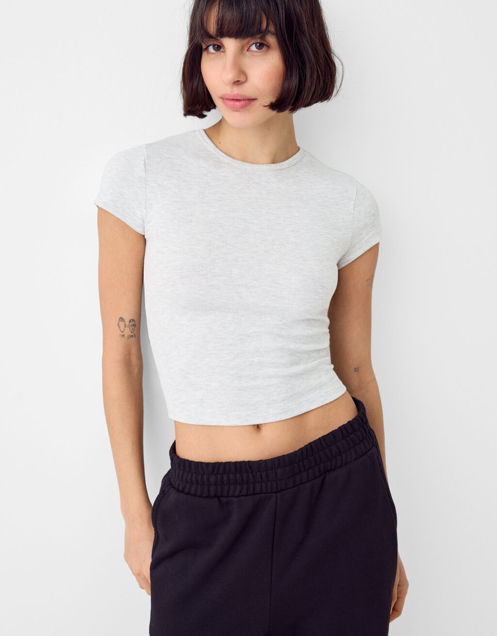 Kısa kollu bisiklet yaka t-shirt-Gri-2