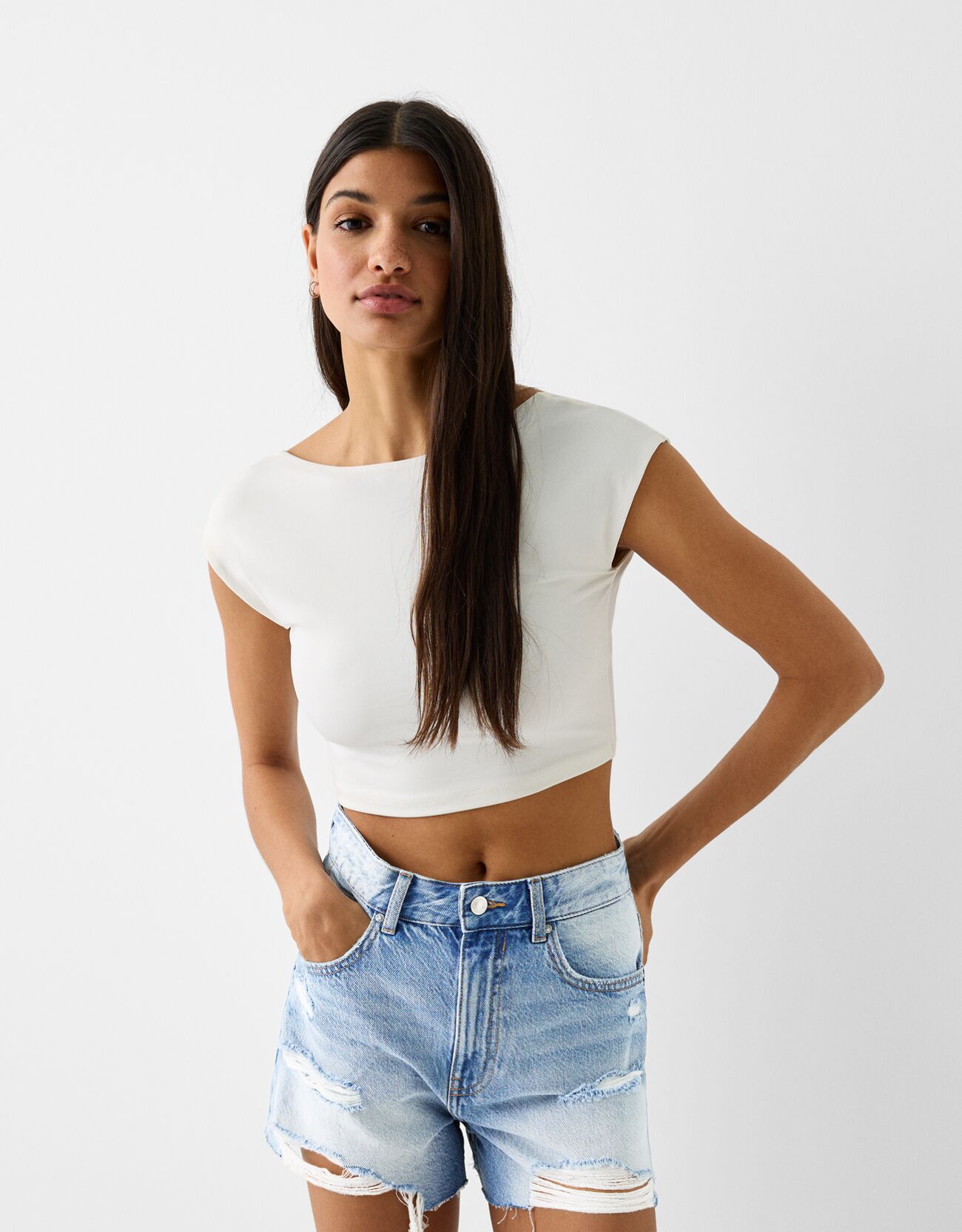 Bershka Jeansshorts Mit Rissen Damen 40 Ausgewaschenes Blau