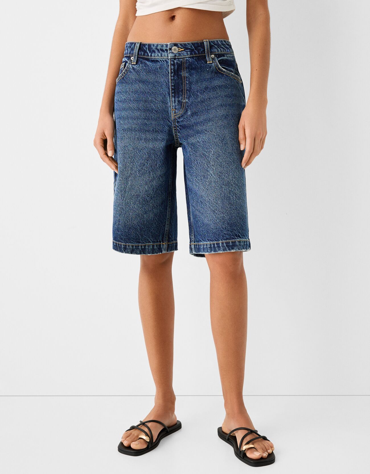 Bershka Jeans-Bermudashorts Im Baggy-Stil Damen 42 Blau