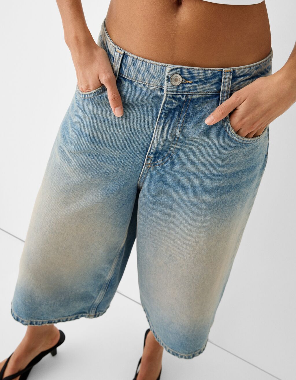 Baggy denim Bermuda shorts - Women | Bershka