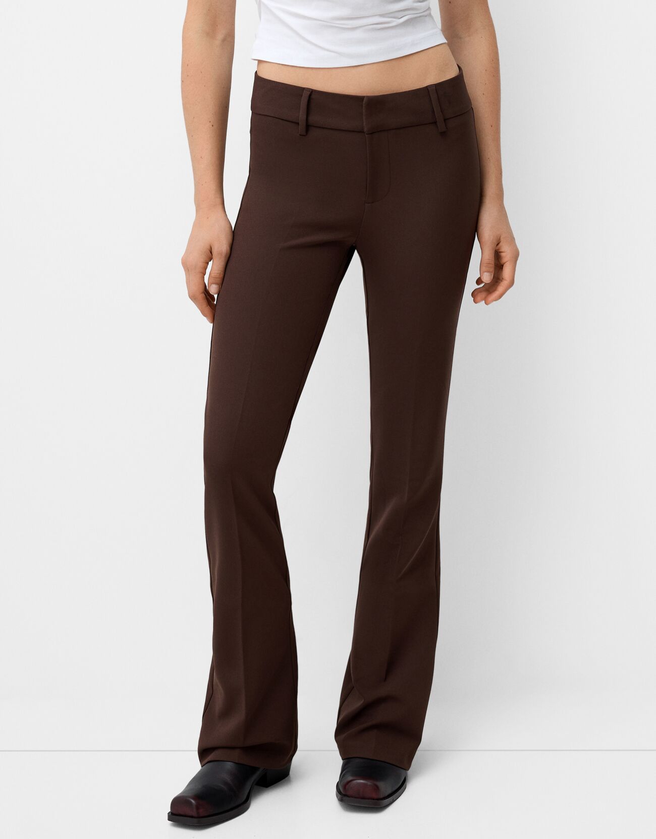 Bershka Pantalón Flare Tailoring Mujer 42 Marrón