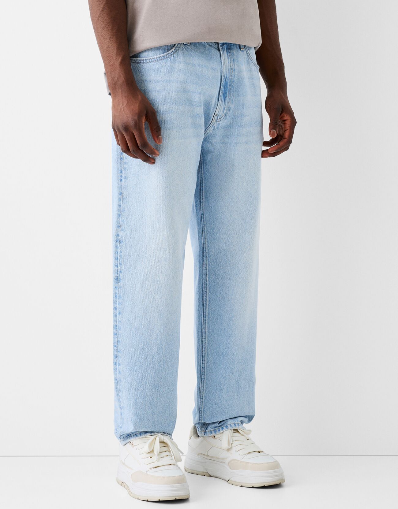 Bershka 90'S Jeans Im Straight-Fit Herren 46 Hellblau