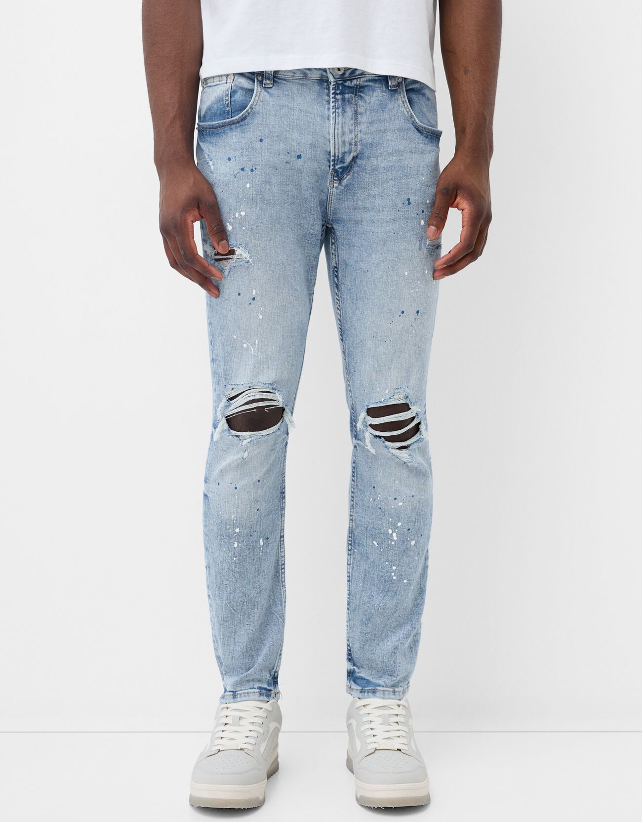 Bershka Jeans Skinny Rotos Pintura Hombre 34 Azul Claro