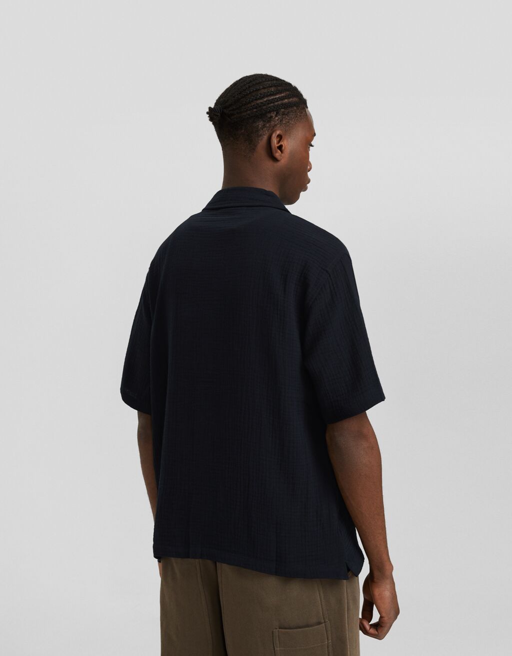 Camisa manga corta relaxed fit textura-Negro-1