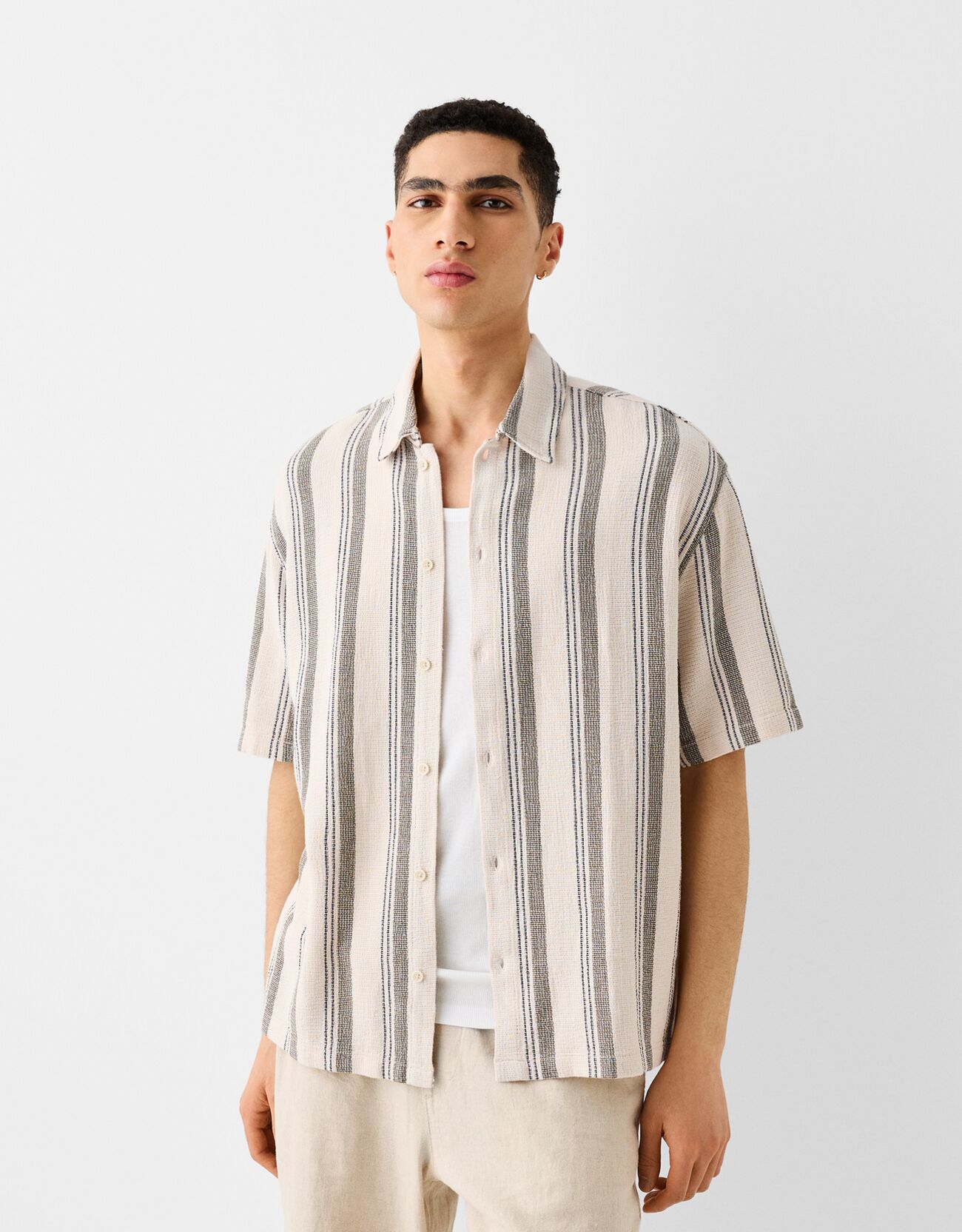 Bershka Camicia A Maniche Corte Semplice A Righe Uomo L Kaki