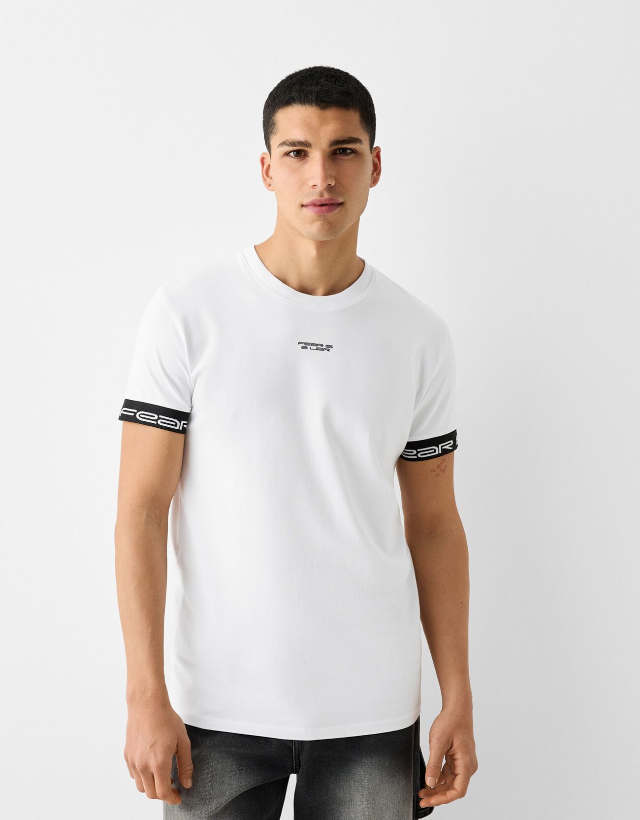 Bershka Maglietta A Maniche Corte Slim Fit Con Fasce Uomo M Bianco