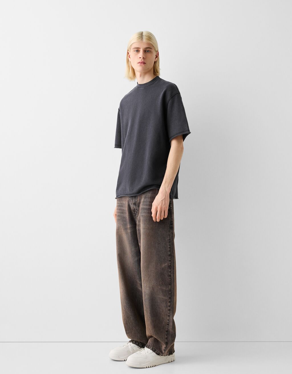 Sweatshirt manga curta felpa efeito lavado-Preto-3