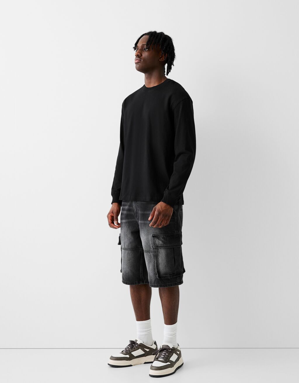 Baggy denim cargo Bermuda shorts - Men | Bershka