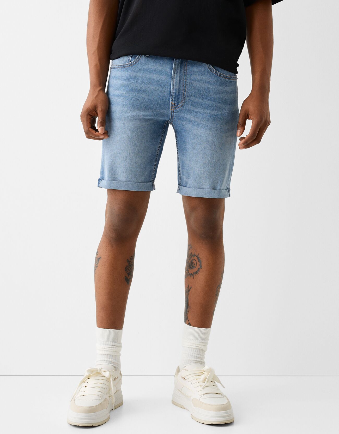 Bershka Jeans-Bermudas Roll-Up Herren 44 Ausgewaschenes Blau