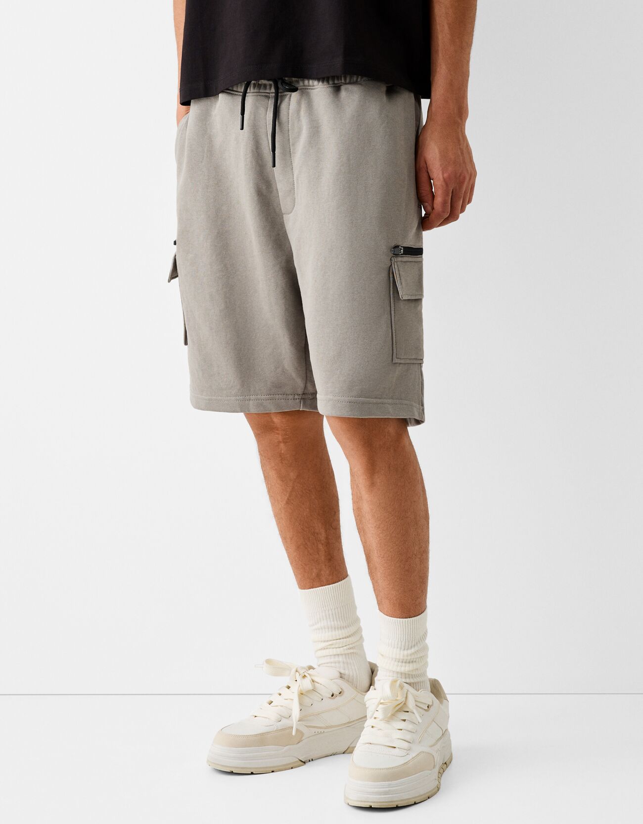 Bershka Cargo-Bermudashorts Aus Plüsch Herren L Grau