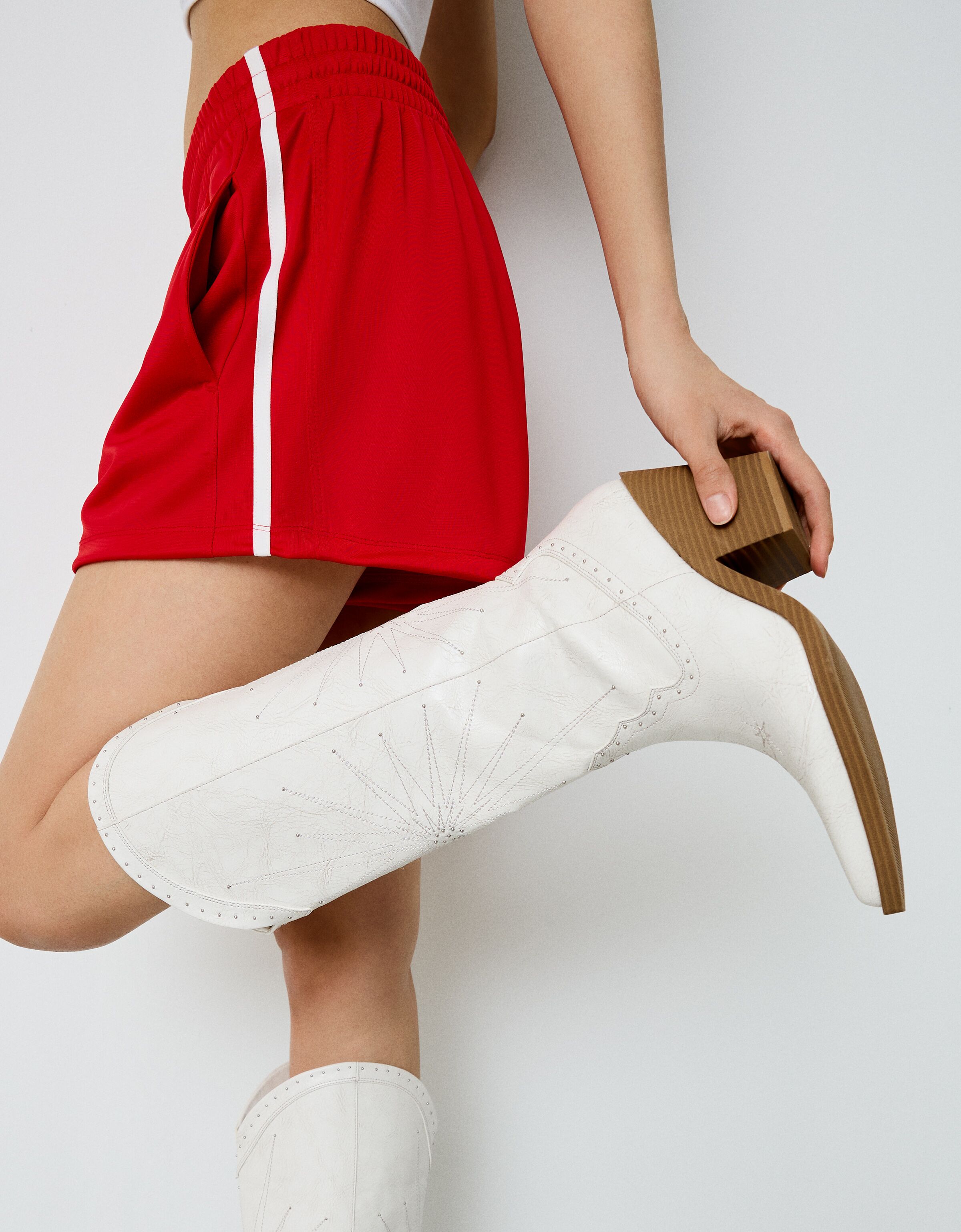 High heel cowboy boots with studded detail New Women Bershka