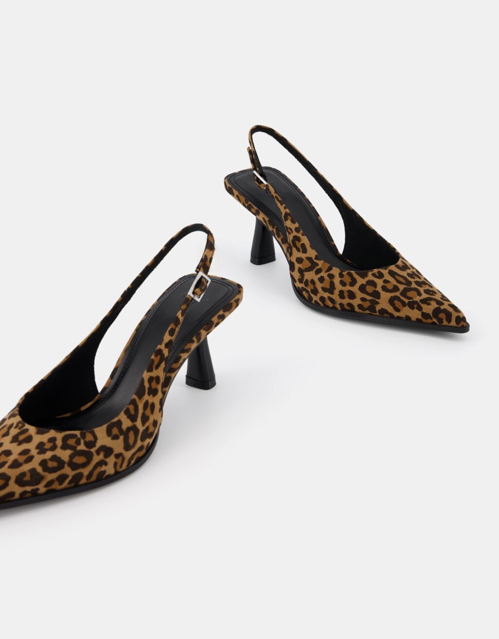 Animal print kitten-heel shoes - Women | Bershka