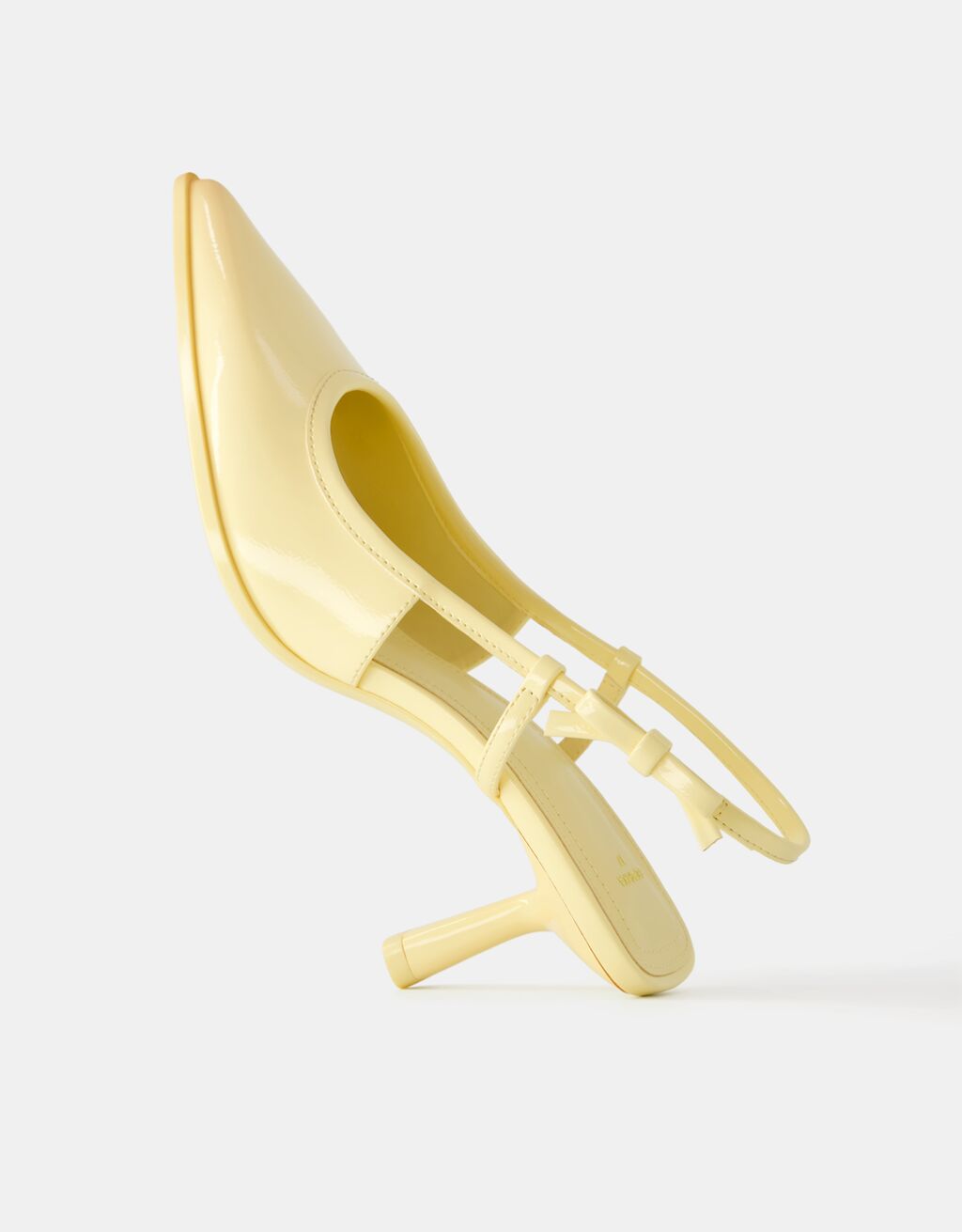 Kitten heel shoes with bow detail Women Bershka