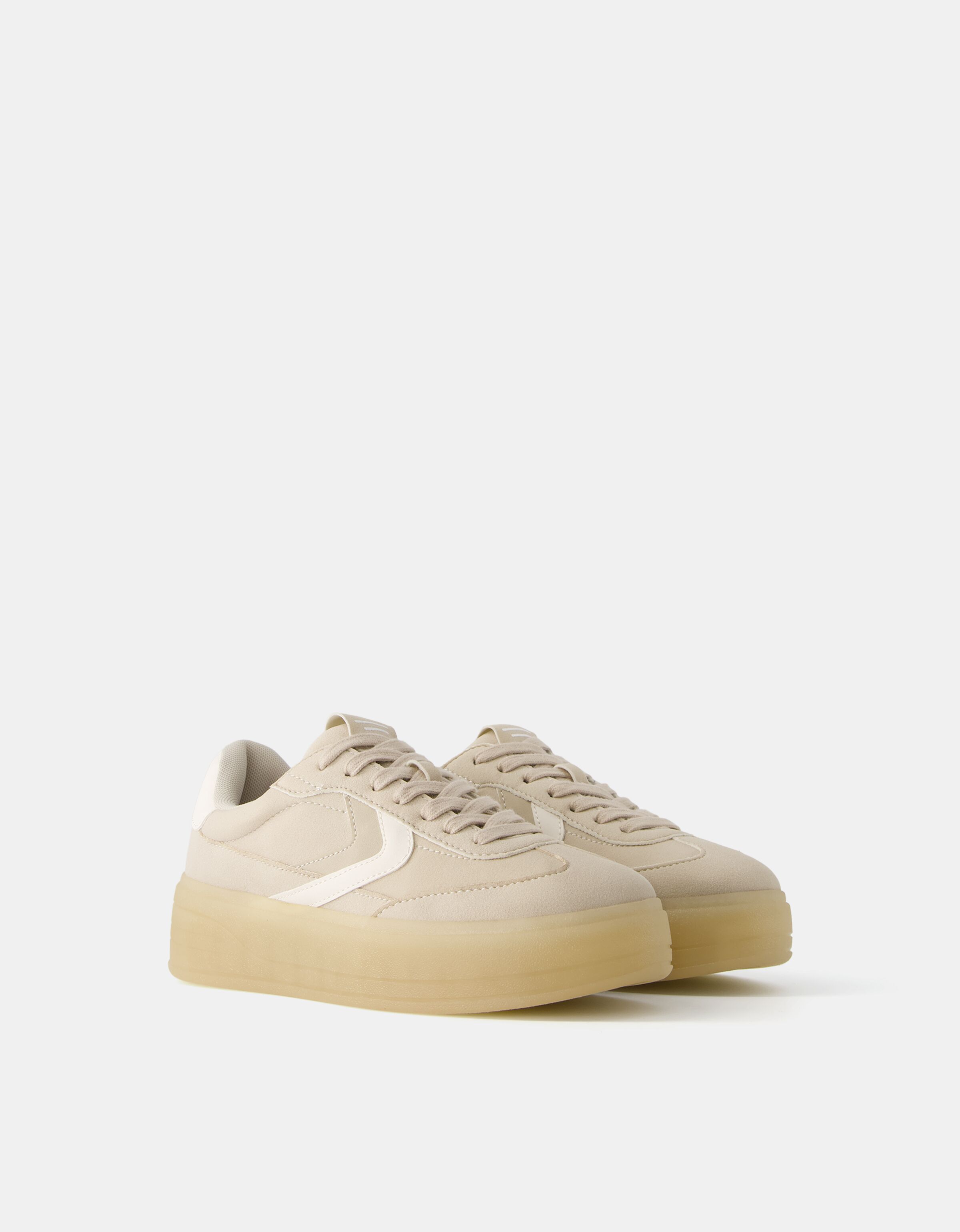 Bershka trainers store