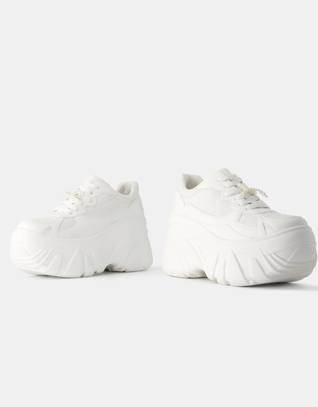 Zapatillas plataforma XL detalle encaje y lazo de perlas-Blanco-5