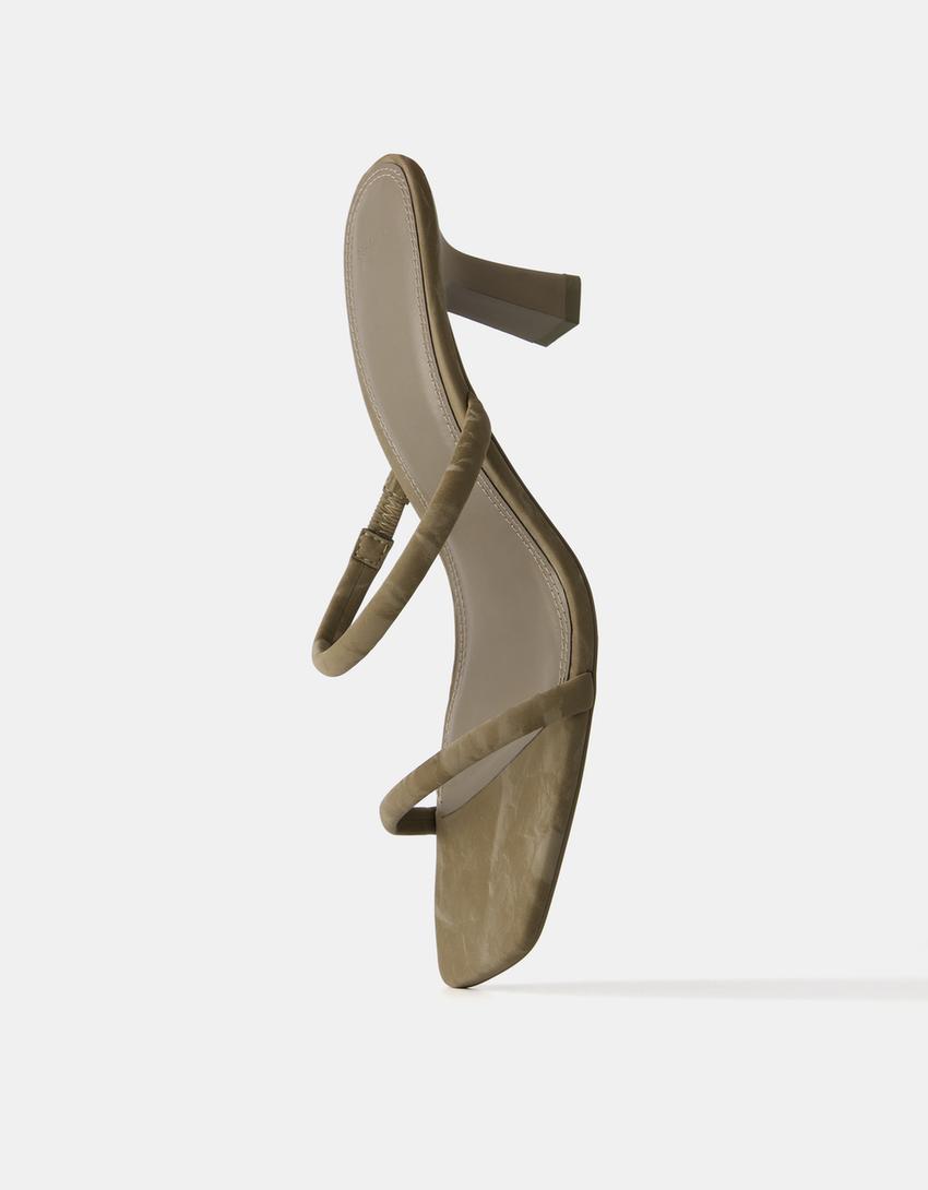 صندل بكعب قطة وسوار مزدوج-كاكي-2