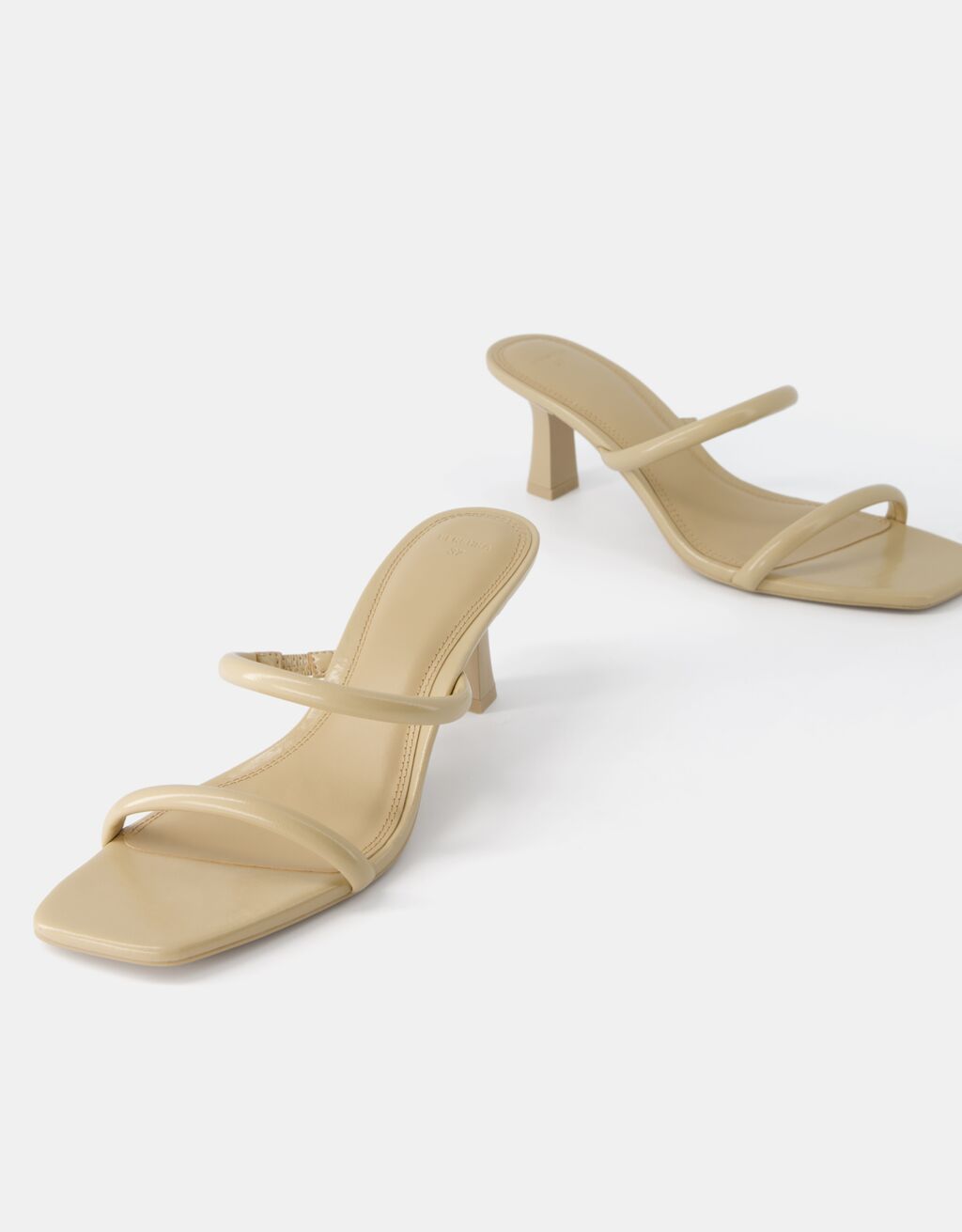 Sandalia tacón kitten doble tira-Crudo-2