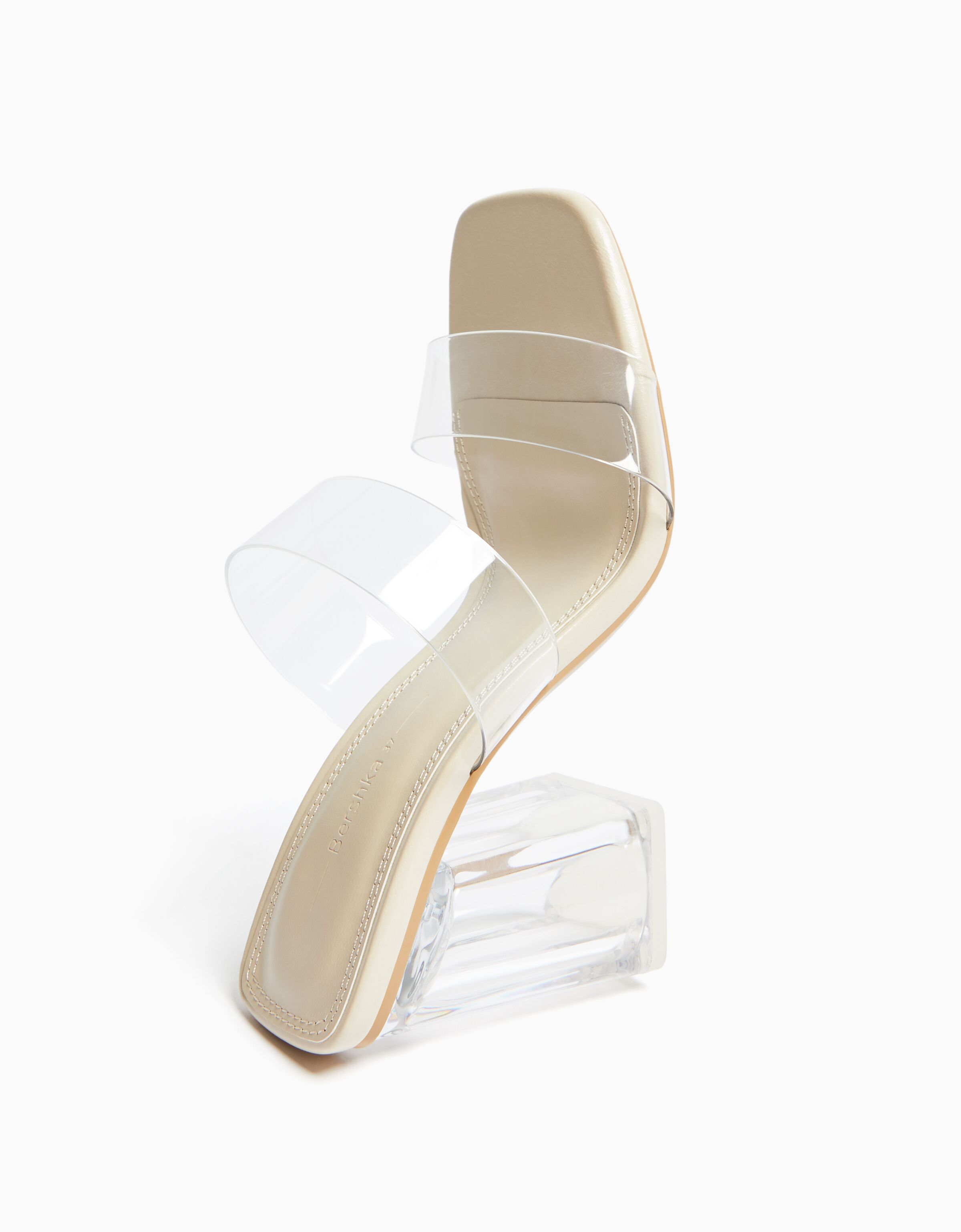 Sandali tacco e fascette vinile Donna Bershka