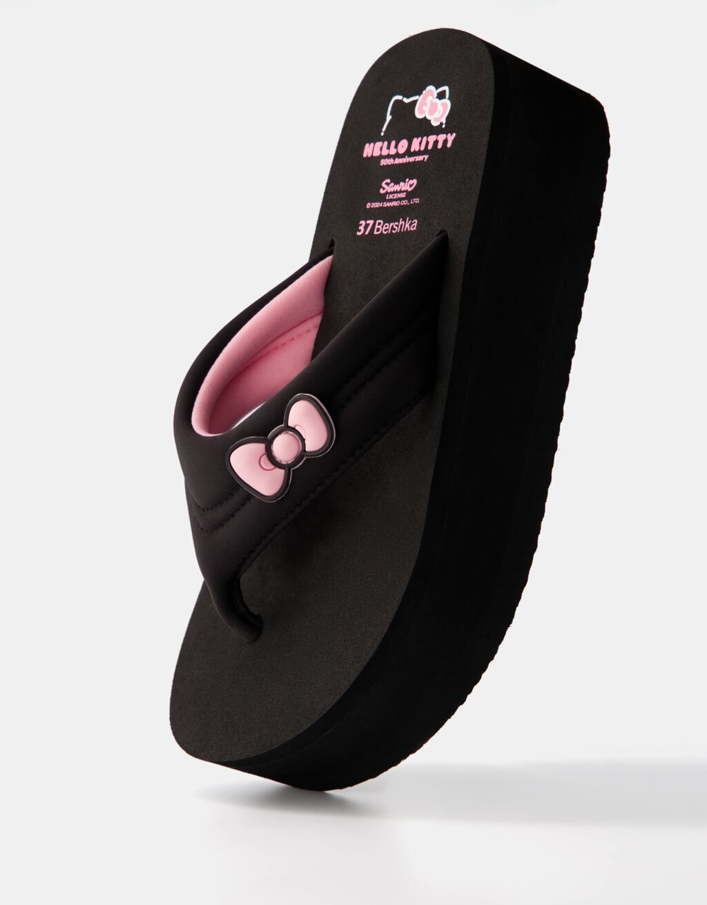 صندل هالو كيتي مبطن بنعل سميك-أسود-1