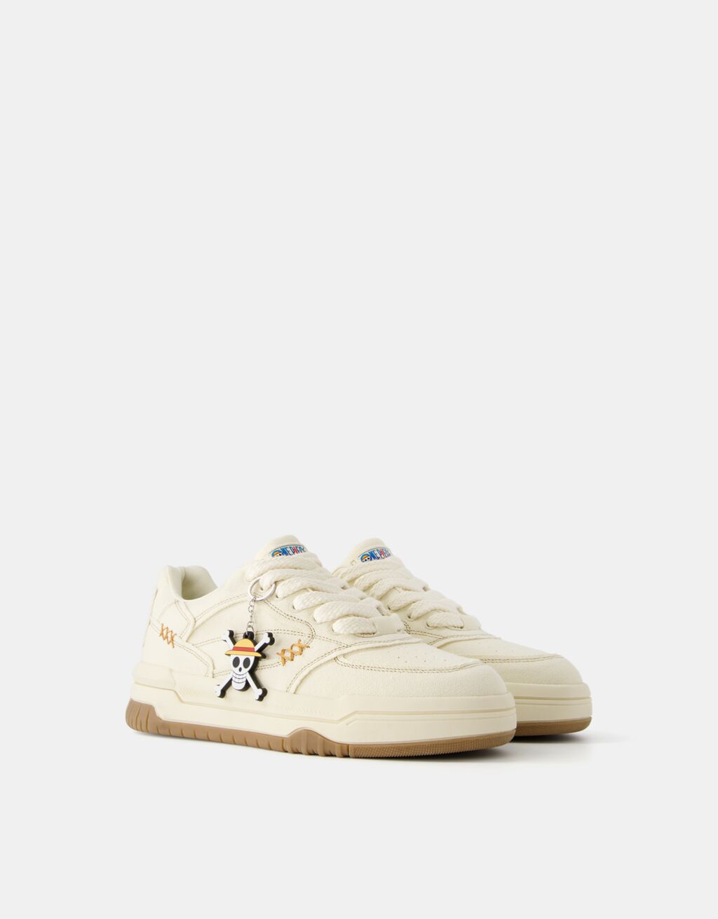 حذاء رياضي وان بيس تزلج بتفصيل سلسلة مفاتيح-رملي-0