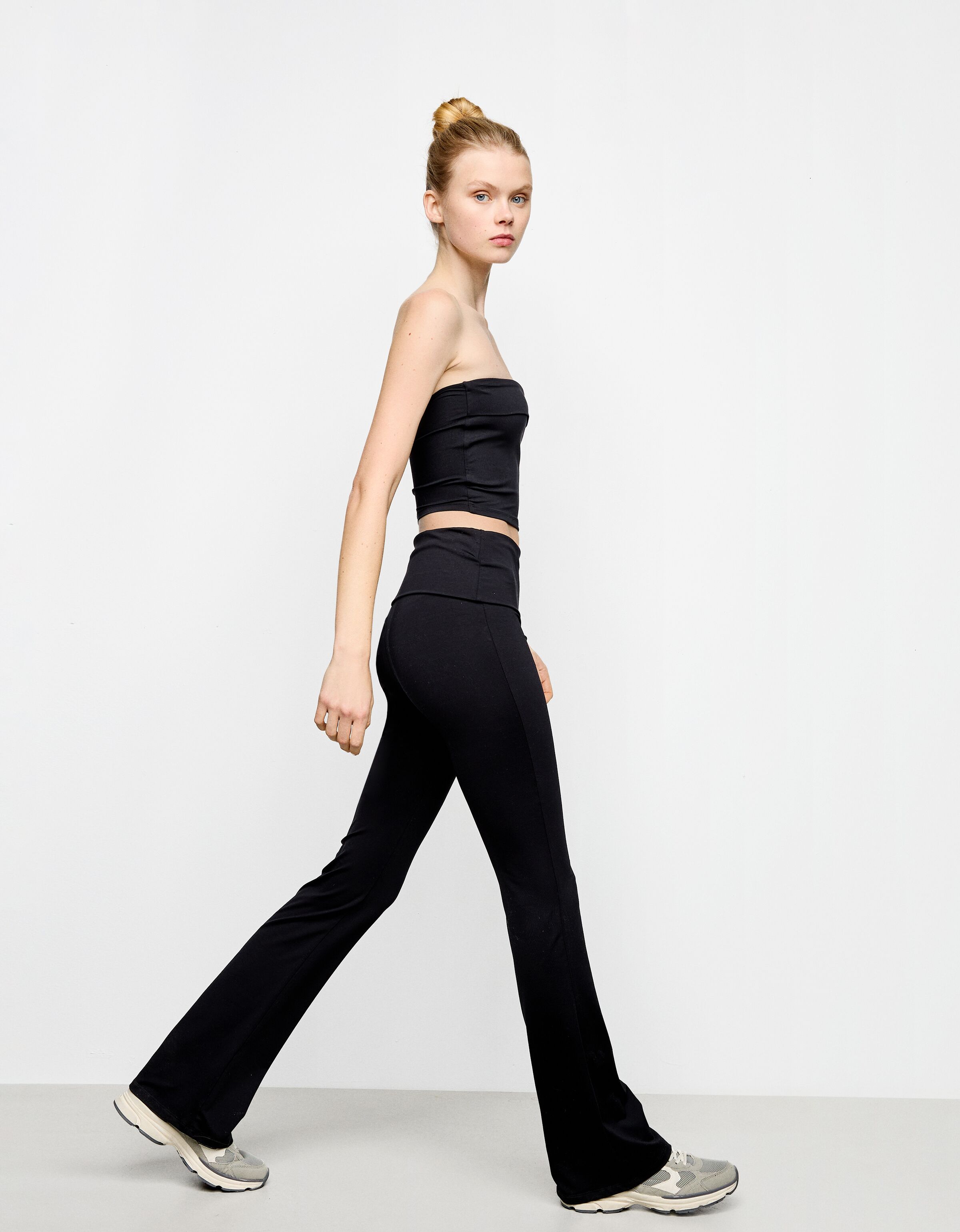 Ensemble top et pantalon flare Femme Bershka