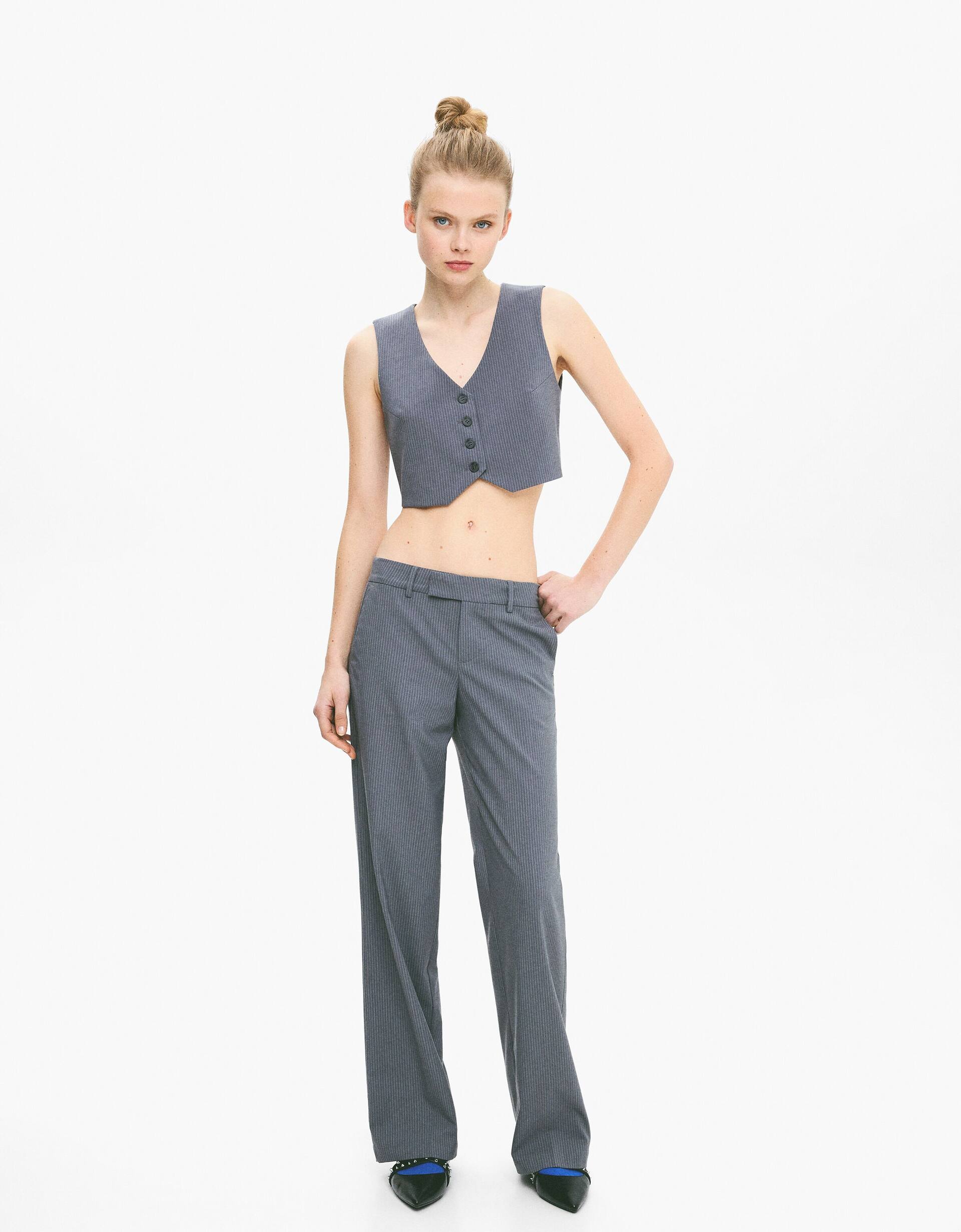 Tailored-fit vest and pants set - Women