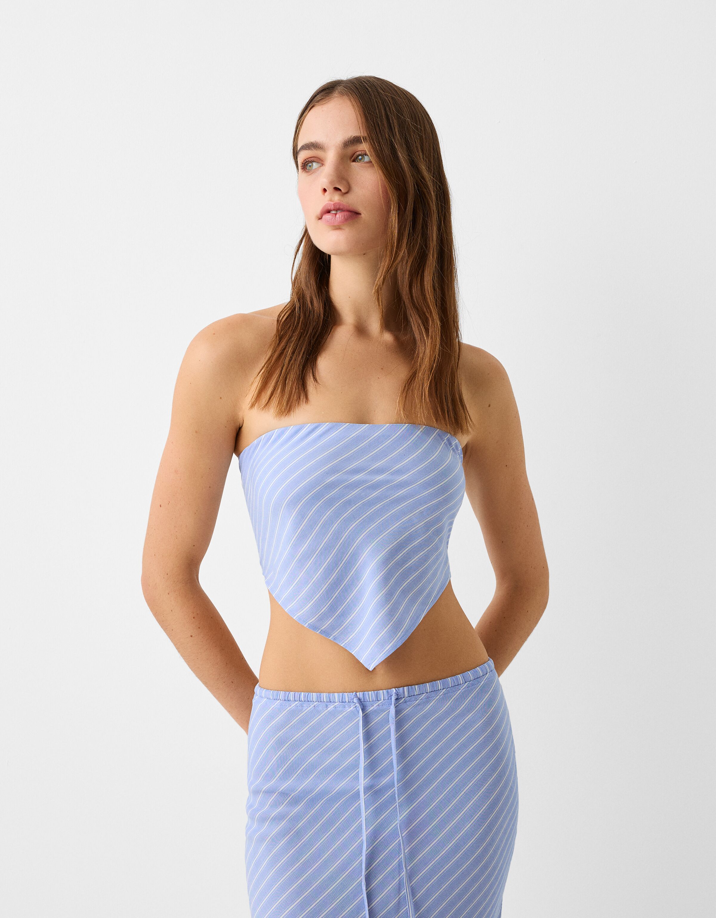 Set top e gonna a righe Novit Donna Bershka