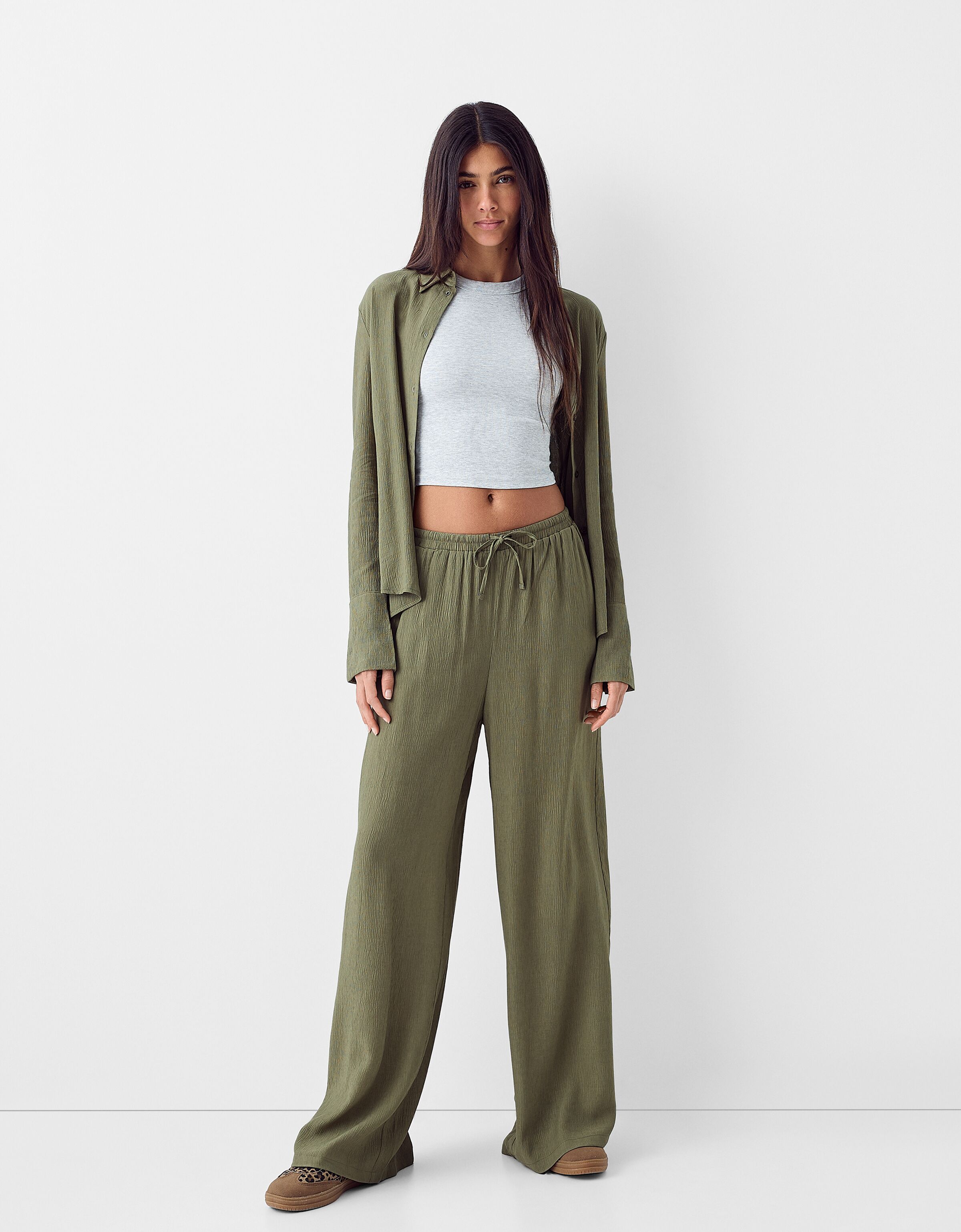 Set camisa y pantalon bambula Mujer Bershka