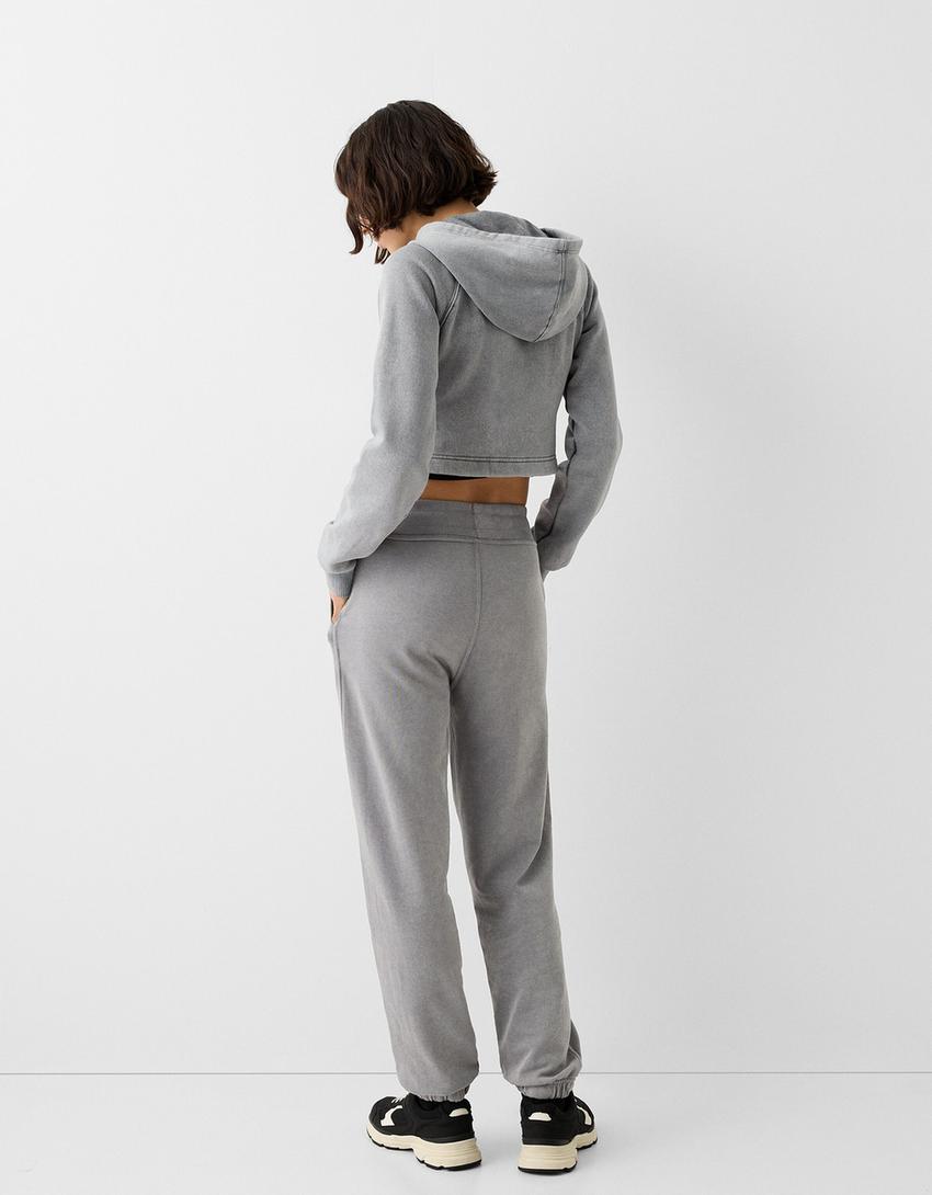 طقم سروال وسويت شيرت بلش-رمادي-2