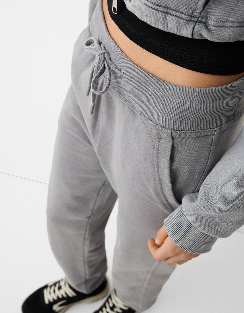 طقم سروال وسويت شيرت بلش-رمادي-6