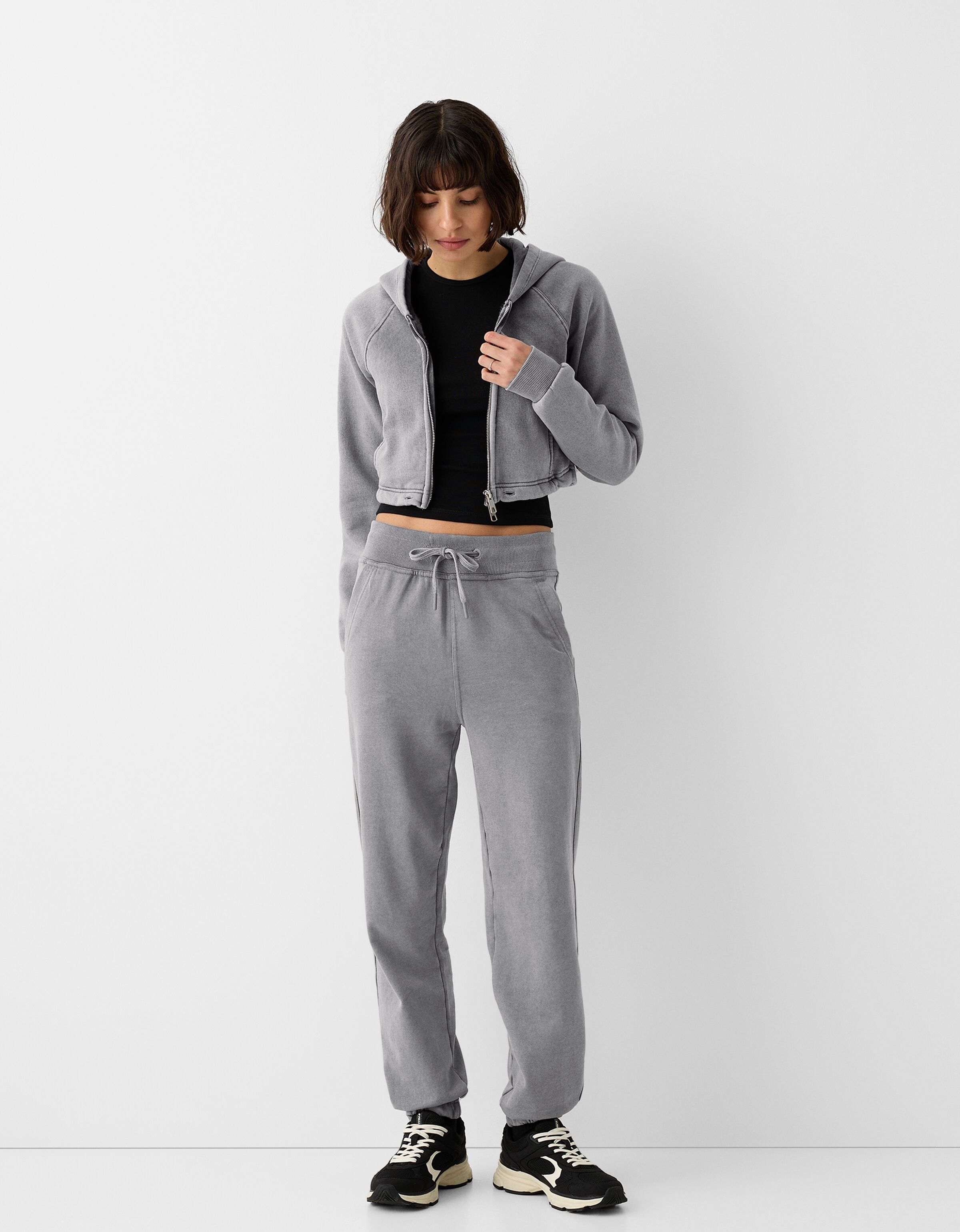 Womens sweatshirt and pants set online