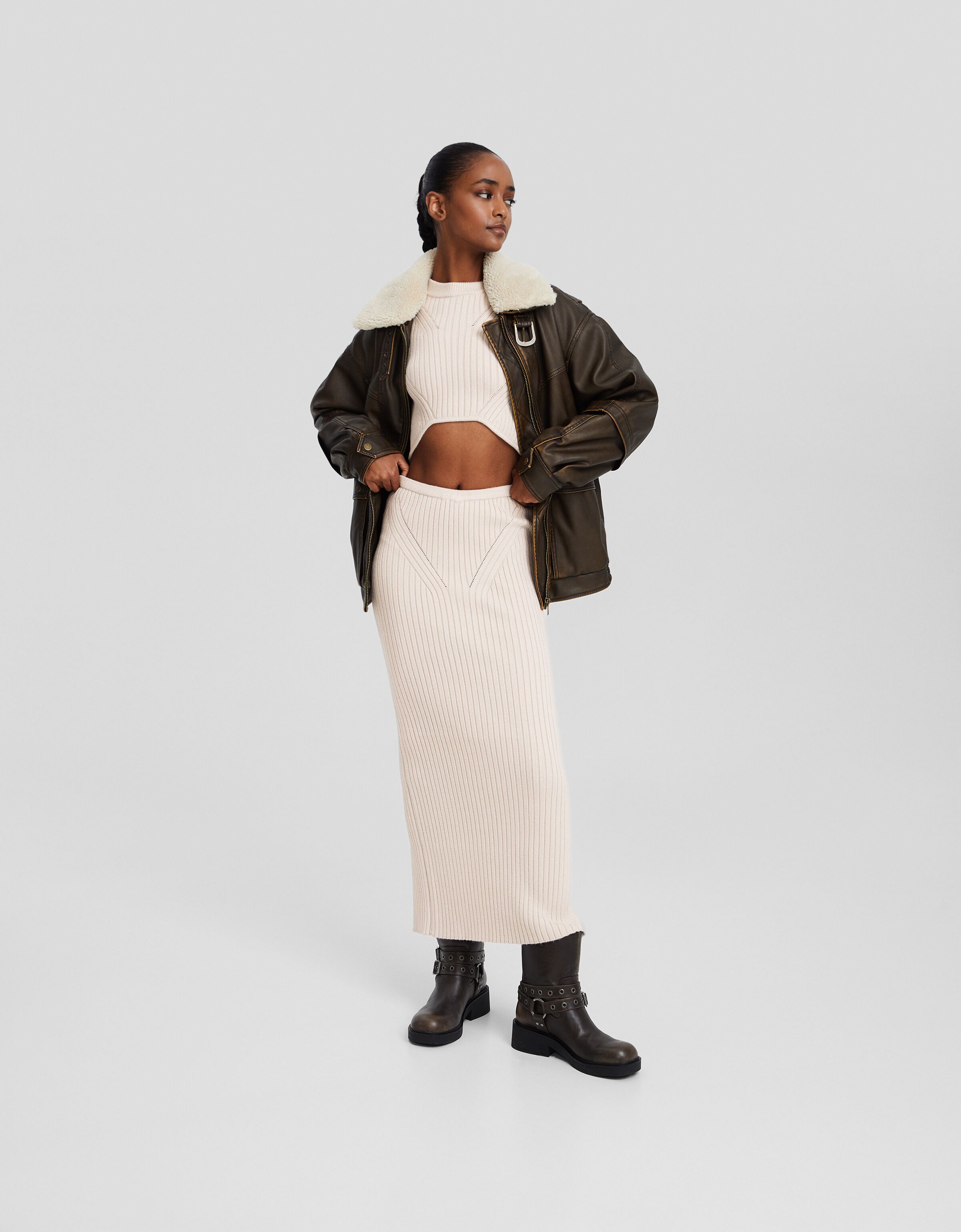 Ribbed knit sweater and skirt set Total look Women Bershka
