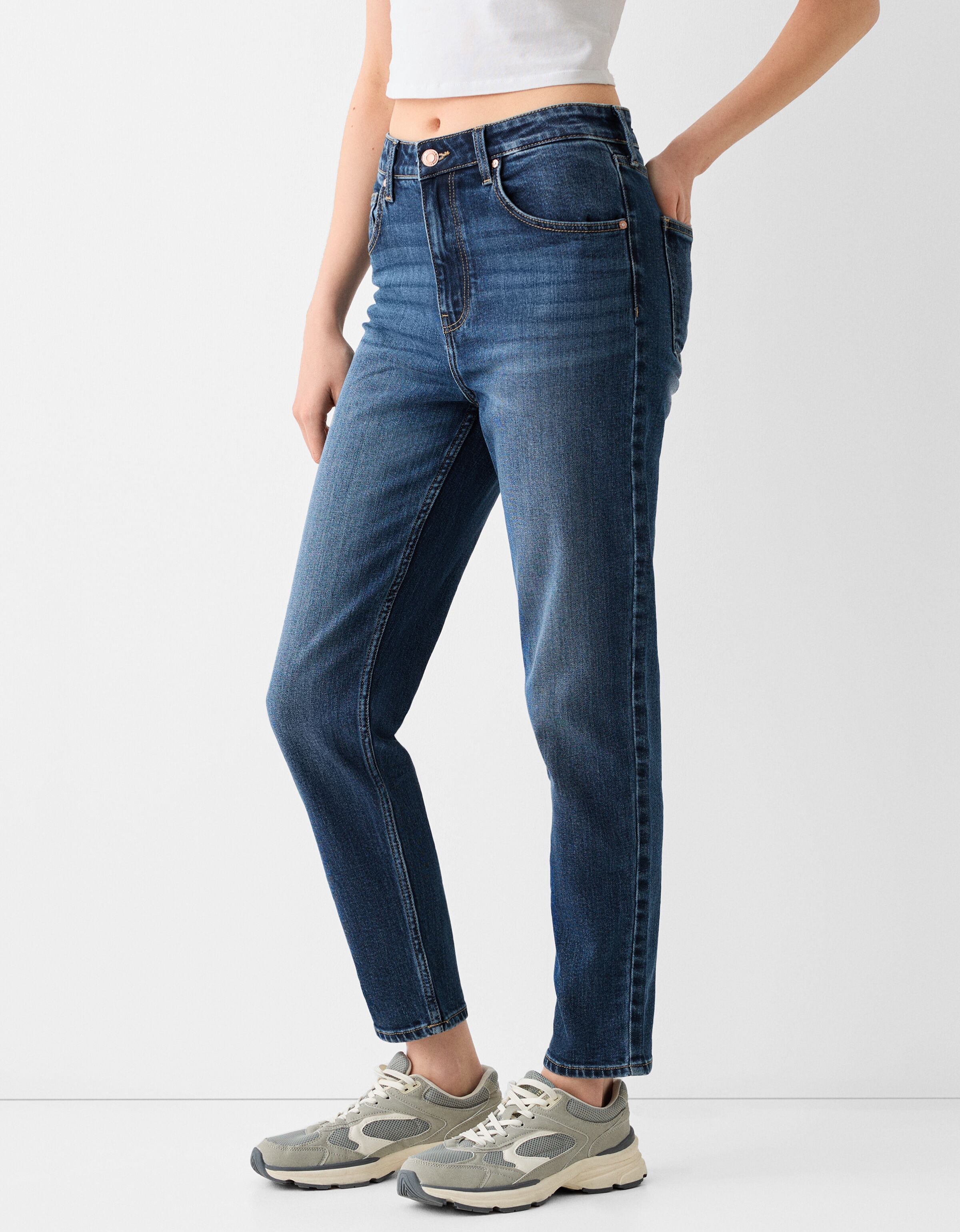 Slim fit jeans bershka deals