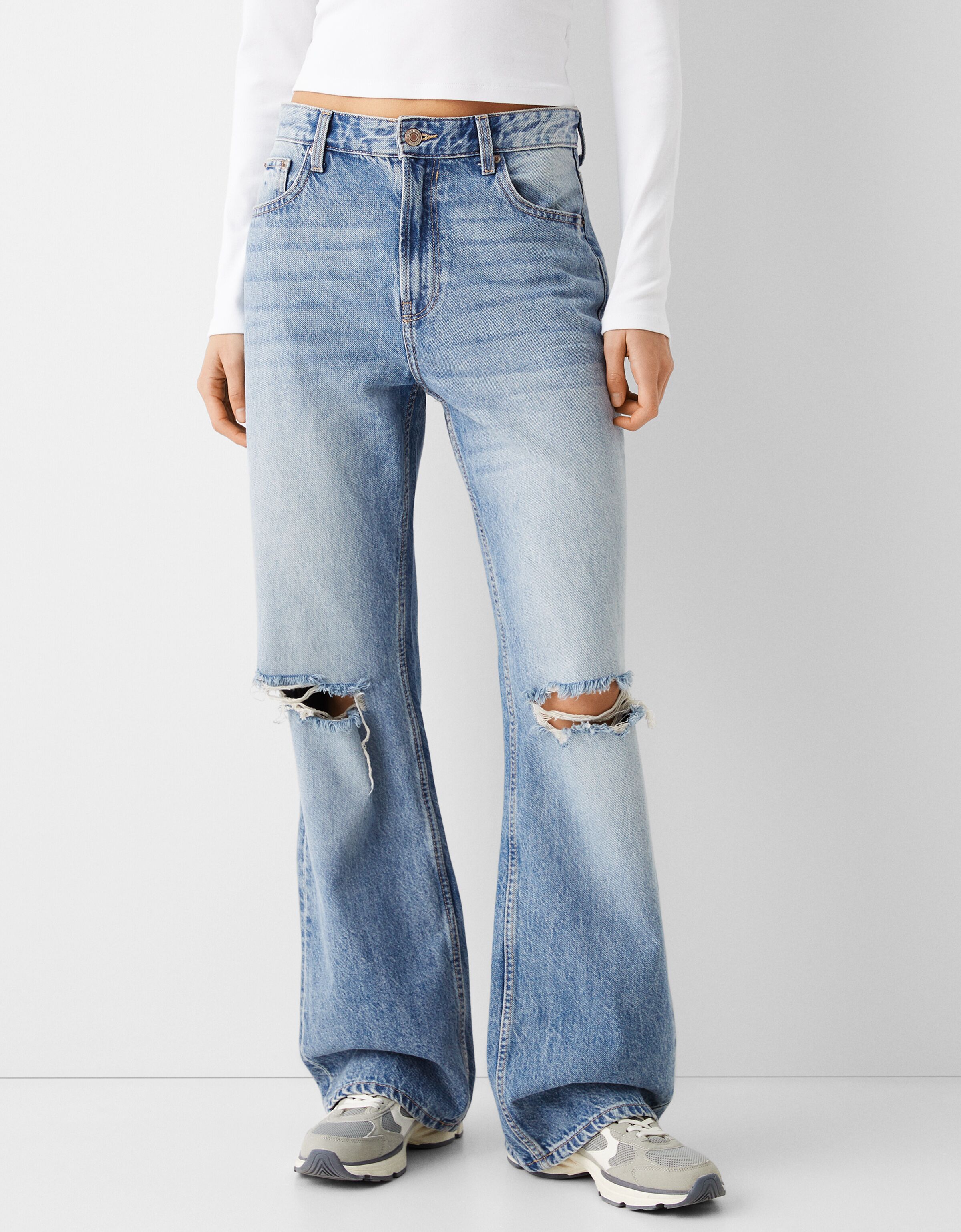 Vaqueros rotos mujer bershka best sale