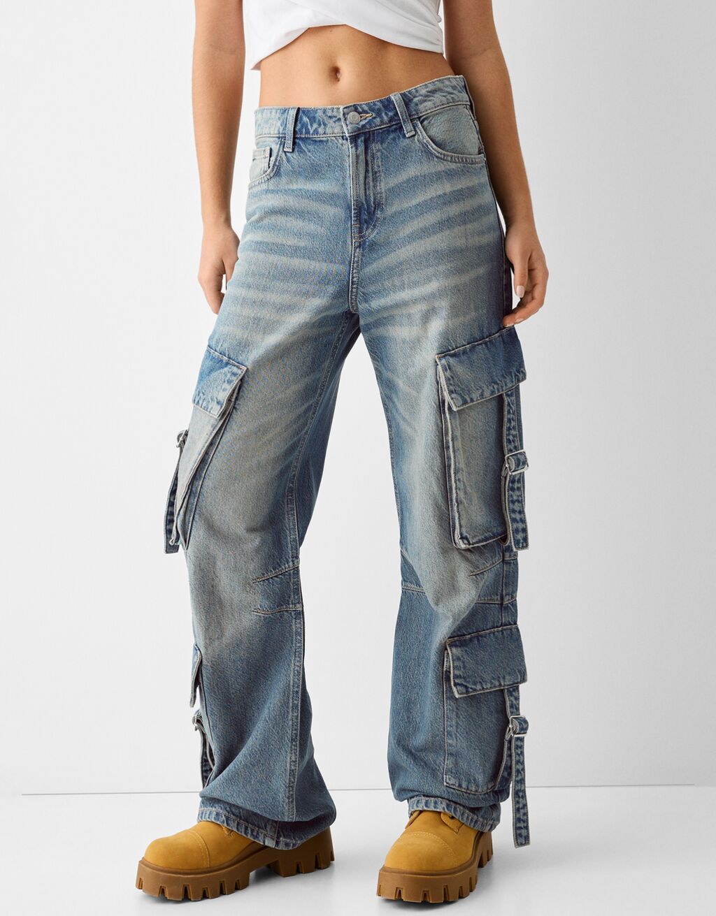 Patched Pockets Baggy Jeans in Blue
