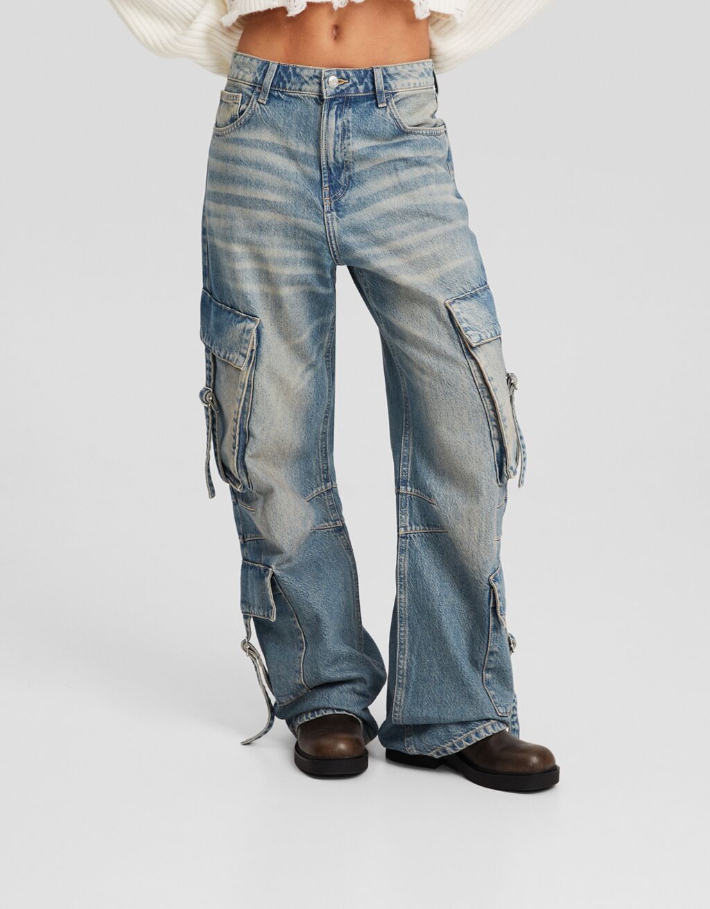 Cargo baggy jeans with straps - Women | Bershka